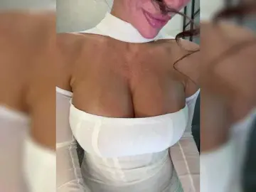 Bongacams Adult Webcams of OrgazMia