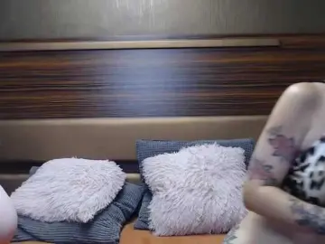 Bongacams Sex Chat of Wearedesires