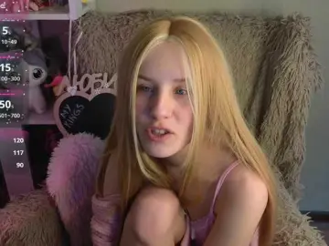 Bongacams Sex Chat of plushsara