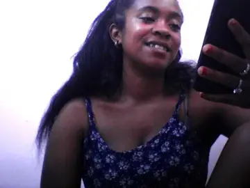 Bongacams Watch Live Sex Cams of silviaLaBombe