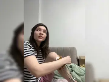 Bongacams Best live sex cam show of Renaw