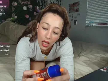 Bongacams Live Sex Cam of LyraCovee