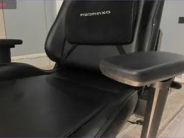 Bongacams Free Live Porn of mikkylovely