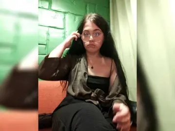 Bongacams Best live sex cam show of SoftChaos