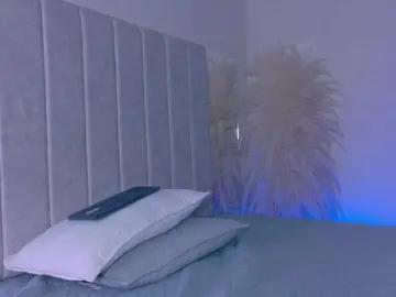 Bongacams Live Sex Cam of Elektra--9