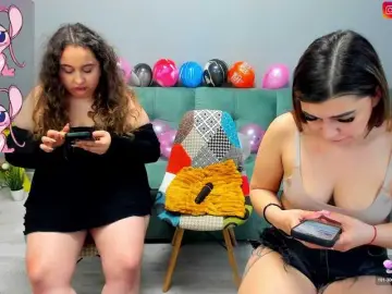 Bongacams Watch Live Sex Cams of EveeEvian