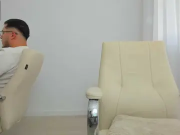 Bongacams Watch Live Sex Cams of EveeEvian