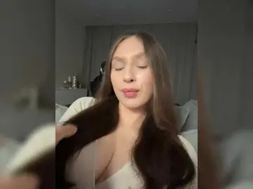 Bongacams Watch Live Sex Cams of PARTYNEXTNEXT