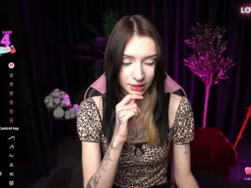 Bongacams Nude Webcam of TrixVoid