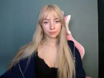 Bongacams Nude Webcam of LuciaGlow