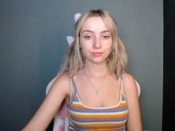 Bongacams Private Sex Chat of LuciaGlow