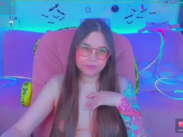 Bongacams Watch Live Sex Cams of LittleKitsune