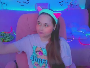 Bongacams Watch Live Sex Cams of LittleKitsune