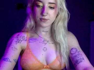 Bongacams Sex Chat of EmmyHot