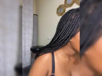 Bongacams Live Porn of Curvy-maxy9