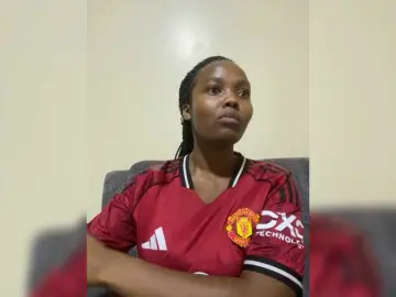 Bongacams Free Porn Cam of Curvy-maxy9