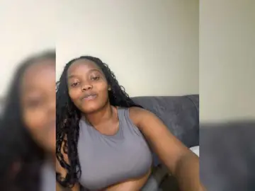 Bongacams Best live sex cam show of Curvy-maxy9
