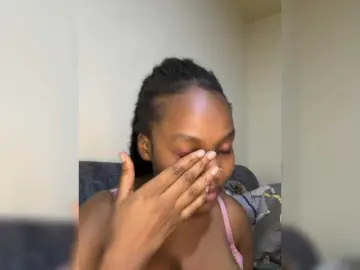 Bongacams Best live sex cam show of Curvy-maxy9