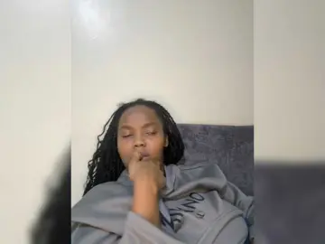 Bongacams Live Sex Cam of Curvy-maxy9