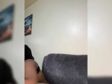 Bongacams Private Sex Chat of Curvy-maxy9