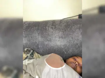 Bongacams Free Porn Cam of Curvy-maxy9
