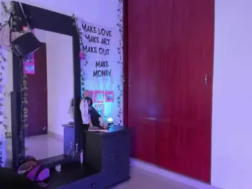 Bongacams Best live sex cam show of littlekayla