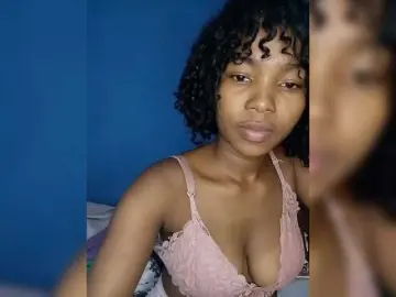 Bongacams Nude Webcam of Candis02