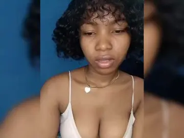 Bongacams Adult Video Chat of Candis02