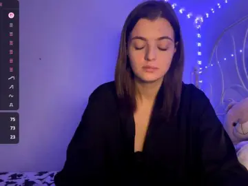 Bongacams Nude Webcam of PeachBabe