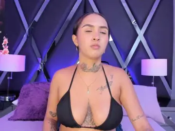 Bongacams Best Webcam of DakotaWings