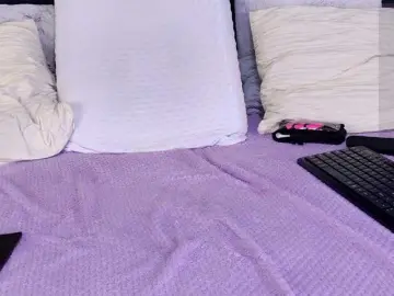 Bongacams Free Porn Cam of IrisRoss