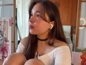 Bongacams Sex Cam of PlumyBun