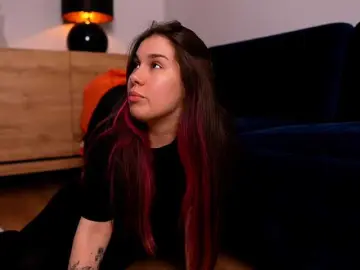 Bongacams Free Porn Cam of arielwavee1