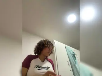 Bongacams Watch Live Sex Cams of MarilynStone