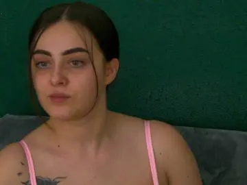 Bongacams Free Live Porn of JessieSinn