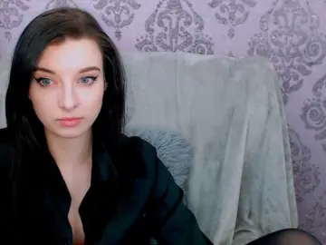 Bongacams Watch Live Sex Cams of VirginLuna