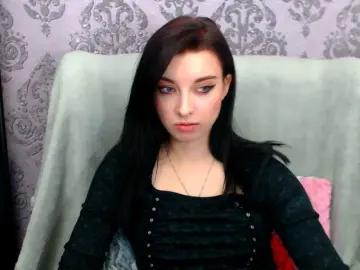 Bongacams Watch Live Sex Cams of VirginLuna