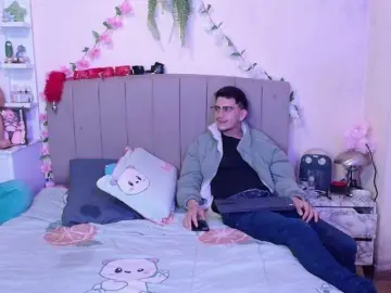 Bongacams Free Live Porn of MiaTylerXXX