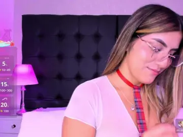 Bongacams Live Sex Cam of ElizHarper