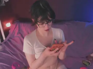 Bongacams Watch Live Sex Cams of juby-yubi