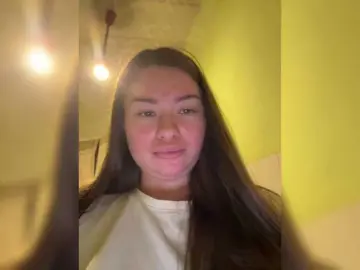 Bongacams Free Porn Cam of ViollaSweetA