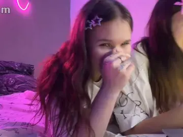 Bongacams Free Live Porn of TwoLesbyBaby