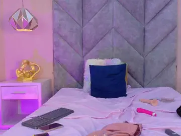 Bongacams Live Porn of SERENA-JONES