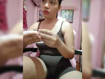 Bongacams Live Sex Cam of XXhornywetprincess99XX