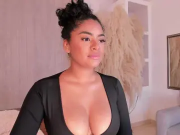 Bongacams Watch Live Sex Cams of CarlyMonroee