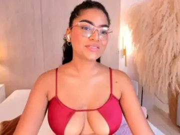 Bongacams Free Live Porn of CarlyMonroee