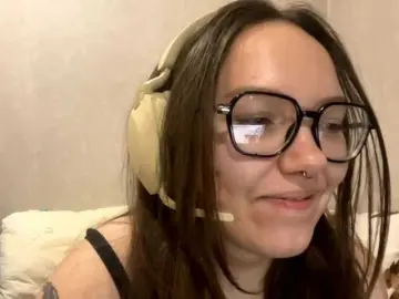 Bongacams Live Sex Cam of EsterAiu