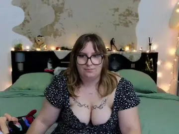 Bongacams Sex Cam of ElvinnaLaFrancaise