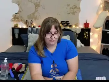 Bongacams Live Sex Cam of ElvinnaLaFrancaise