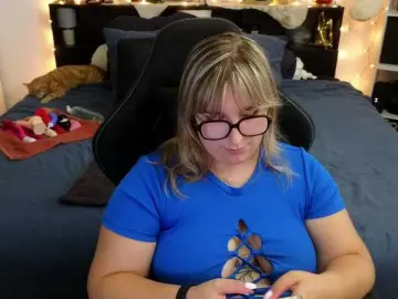 Bongacams Adult Video Chat of ElvinnaLaFrancaise